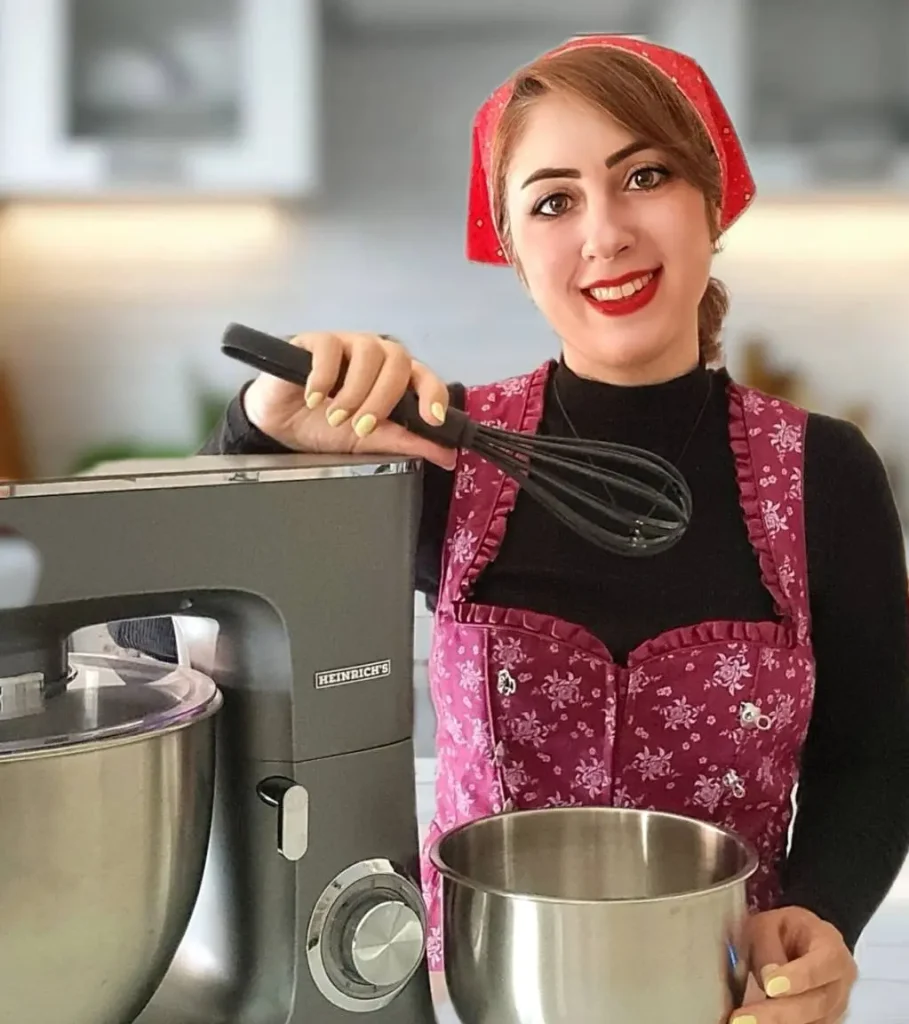 الناز ابراهیمی